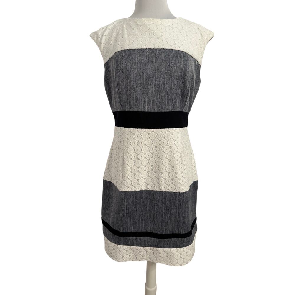 Sandra Darren Women's 12 Classic Denim & Lace‎ Colorblock Sheath Dress Timeless